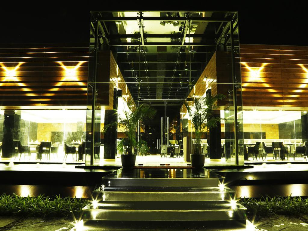 Pleasant Days Resort Chembarambakkam Lake Extérieur photo